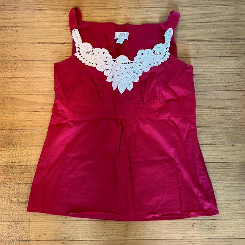 Ann Taylor LOFT CORAL embroidered tank top